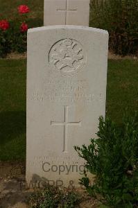 Tincourt New British Cemetery - Baguley, Leonard