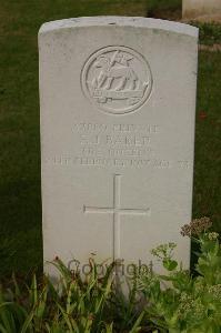 Tincourt New British Cemetery - Baker, Francis John