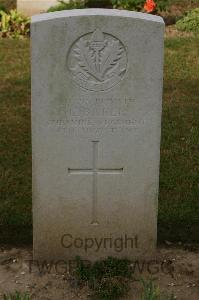 Tincourt New British Cemetery - Baker, L