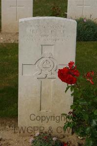 Tincourt New British Cemetery - Bannister, H