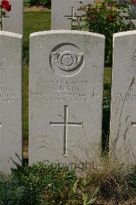 Tincourt New British Cemetery - Blyth, E