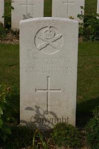 Tincourt New British Cemetery - Boon, J A