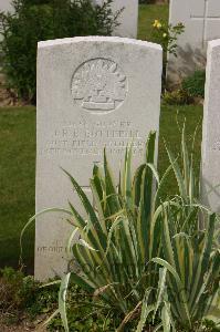 Tincourt New British Cemetery - Botterill, John Brown Broughton