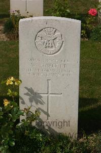 Tincourt New British Cemetery - Bowkett, W