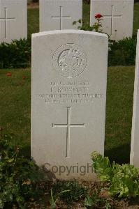 Tincourt New British Cemetery - Bowman, F