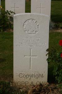 Tincourt New British Cemetery - Boyle, Percival John