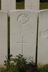 Tincourt New British Cemetery - Bradley, James