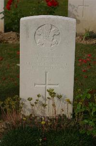 Tincourt New British Cemetery - Brady, J