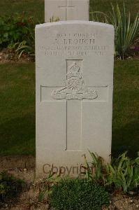 Tincourt New British Cemetery - Brough, A