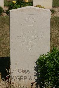 Tincourt New British Cemetery - Brummerhof, Heinrich