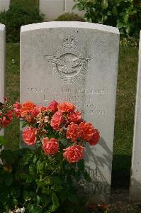 Tincourt New British Cemetery - Brush, Leonard George