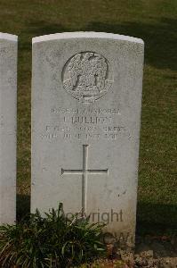 Tincourt New British Cemetery - Bullion, John