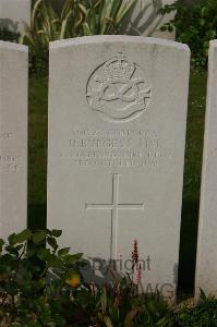 Tincourt New British Cemetery - Burgess, H