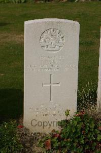Tincourt New British Cemetery - Burn, Louis Henry