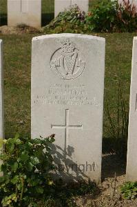 Tincourt New British Cemetery - Cameron, David