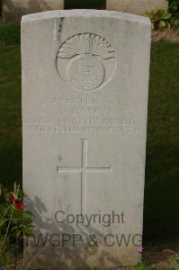 Tincourt New British Cemetery - Carey, John