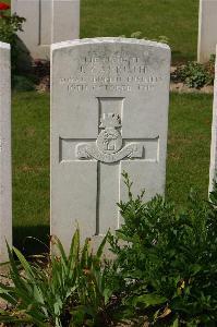 Tincourt New British Cemetery - Carruth, J