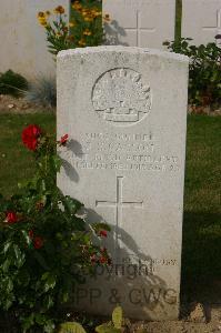 Tincourt New British Cemetery - Casson, Stanley Scott