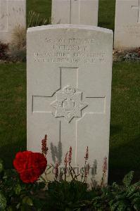 Tincourt New British Cemetery - Chasey, J