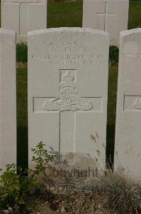 Tincourt New British Cemetery - Clark, M K
