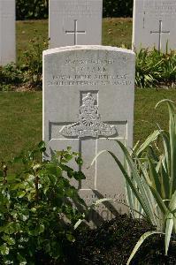 Tincourt New British Cemetery - Clark, Norman