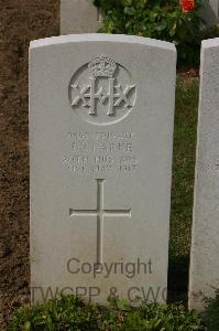Tincourt New British Cemetery - Clarke, J