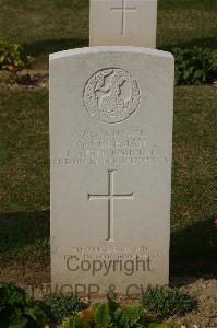 Tincourt New British Cemetery - Coleman, G