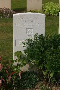 Tincourt New British Cemetery - Cook, J H