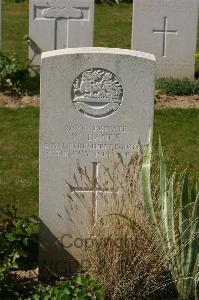 Tincourt New British Cemetery - Dance, W
