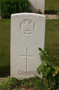 Tincourt New British Cemetery - Darcy, O