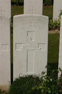 Tincourt New British Cemetery - Darlow, J