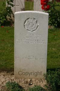 Tincourt New British Cemetery - Dawson, Frank