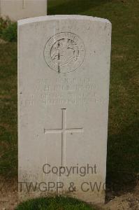 Tincourt New British Cemetery - Dickinson, William Haswell