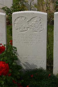 Tincourt New British Cemetery - Donovan, J