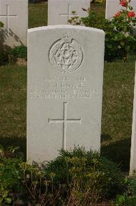 Tincourt New British Cemetery - Doyle, A J