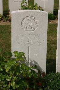 Tincourt New British Cemetery - Dredge, James Radford