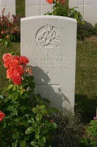 Tincourt New British Cemetery - Drewett, G A