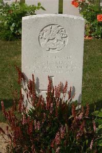 Tincourt New British Cemetery - Ealham, W S