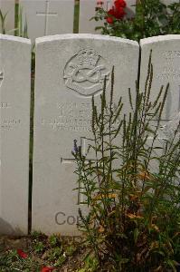 Tincourt New British Cemetery - Evans, J S