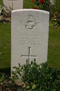 Tincourt New British Cemetery - Eyre, A J