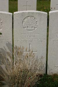 Tincourt New British Cemetery - Field, James
