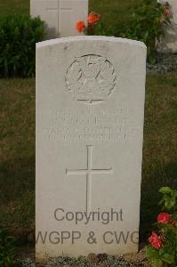 Tincourt New British Cemetery - Fitzgerald, J