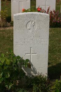 Tincourt New British Cemetery - Forsyth, W H