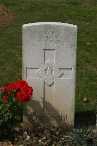 Tincourt New British Cemetery - Gair, A