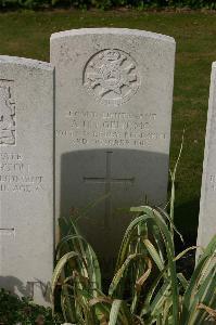 Tincourt New British Cemetery - Gent, A H T