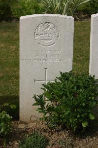Tincourt New British Cemetery - Gilson, W