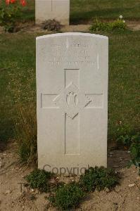 Tincourt New British Cemetery - Glaze, F