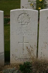 Tincourt New British Cemetery - Godding, Fines Henry