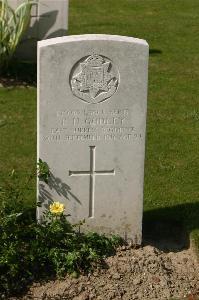 Tincourt New British Cemetery - Godley, Richard Hindle