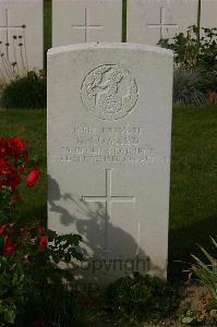 Tincourt New British Cemetery - Goward, G